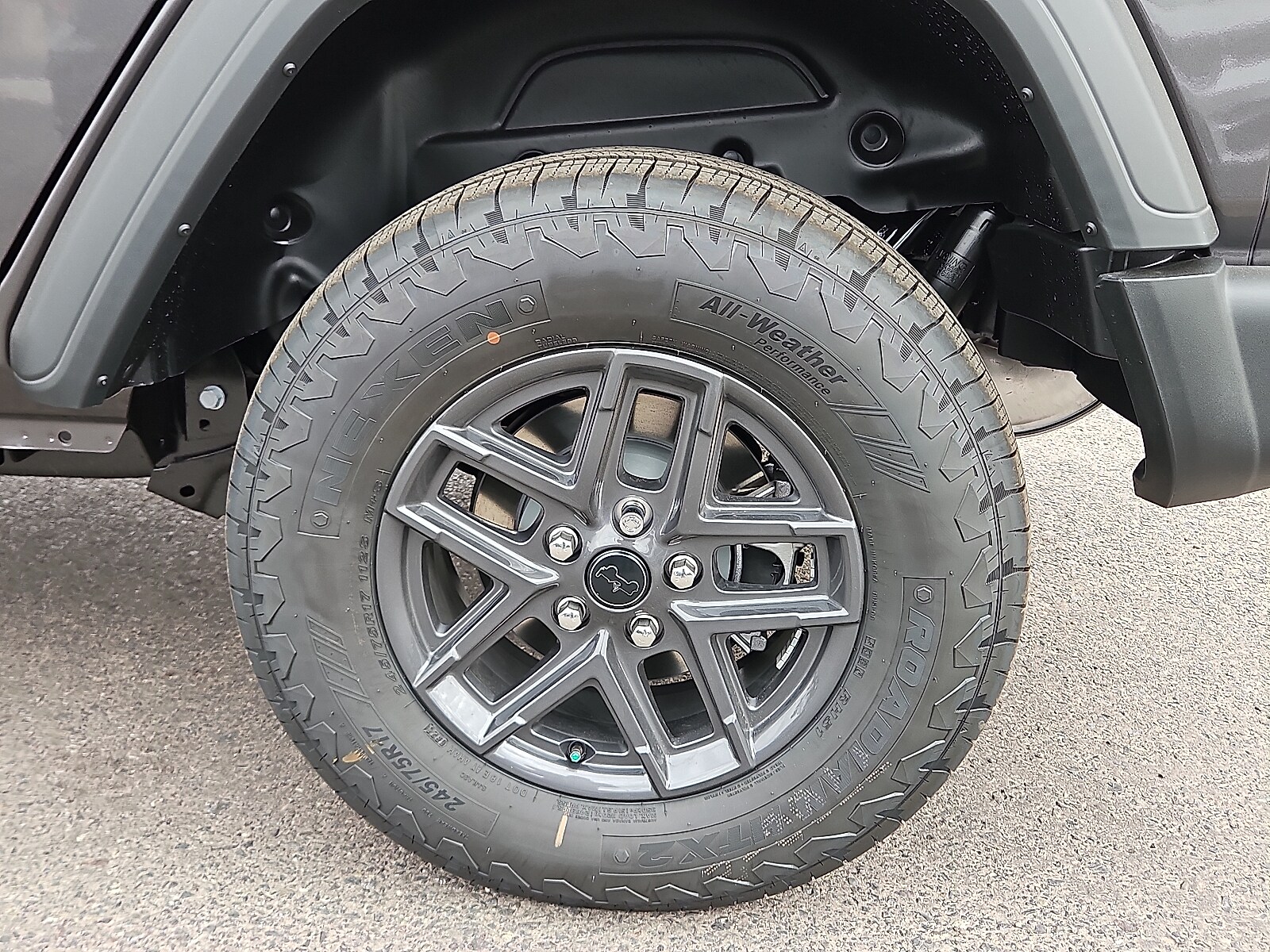 2025 Jeep Wrangler Sport S photo 4