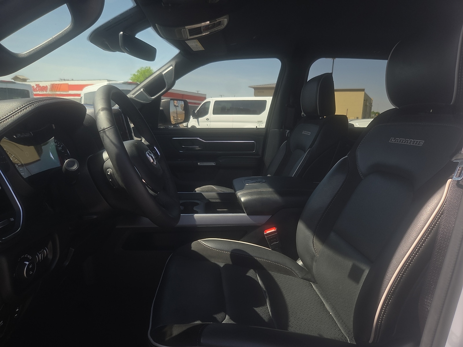 2025 RAM Ram 1500 Pickup Laramie - Photo 9