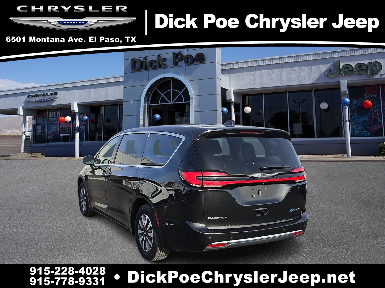 2023 Chrysler Pacifica Hybrid Touring L photo 3