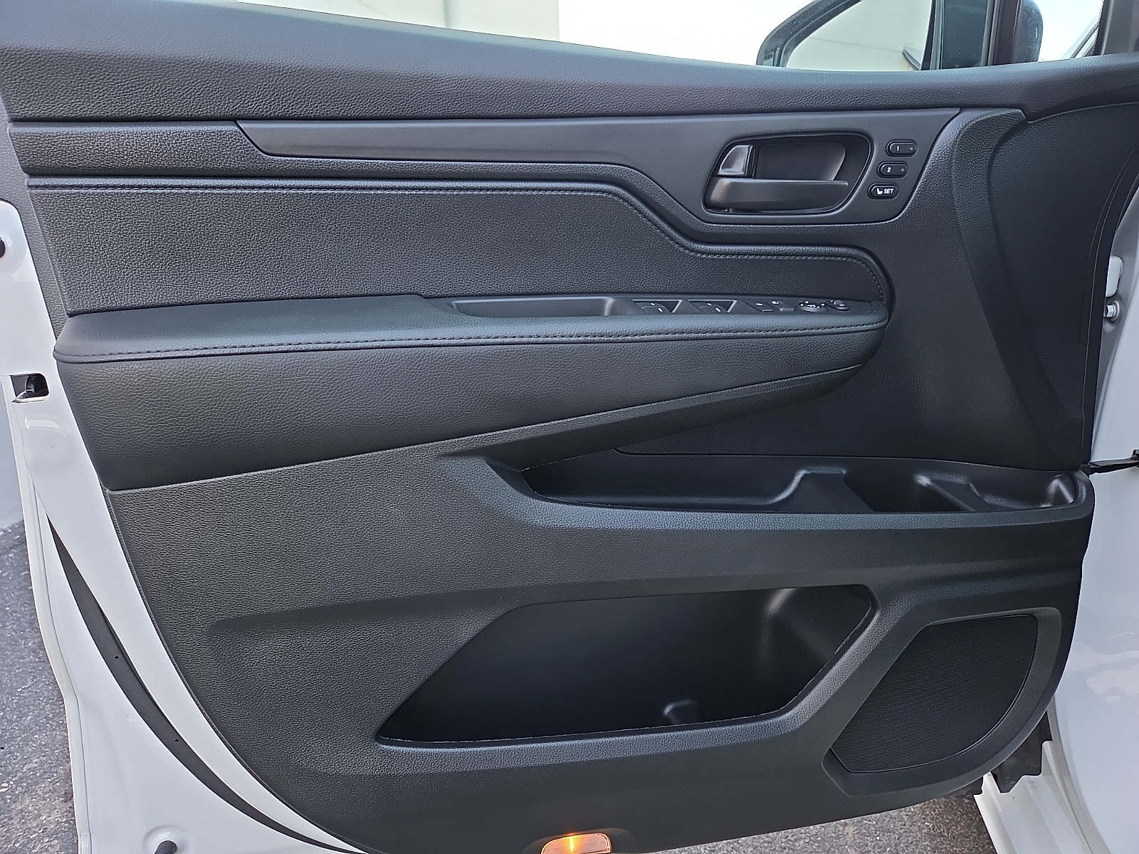 2025 Honda Odyssey Sport L - Photo 8