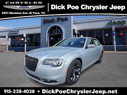2023 Chrysler 300 300S Car