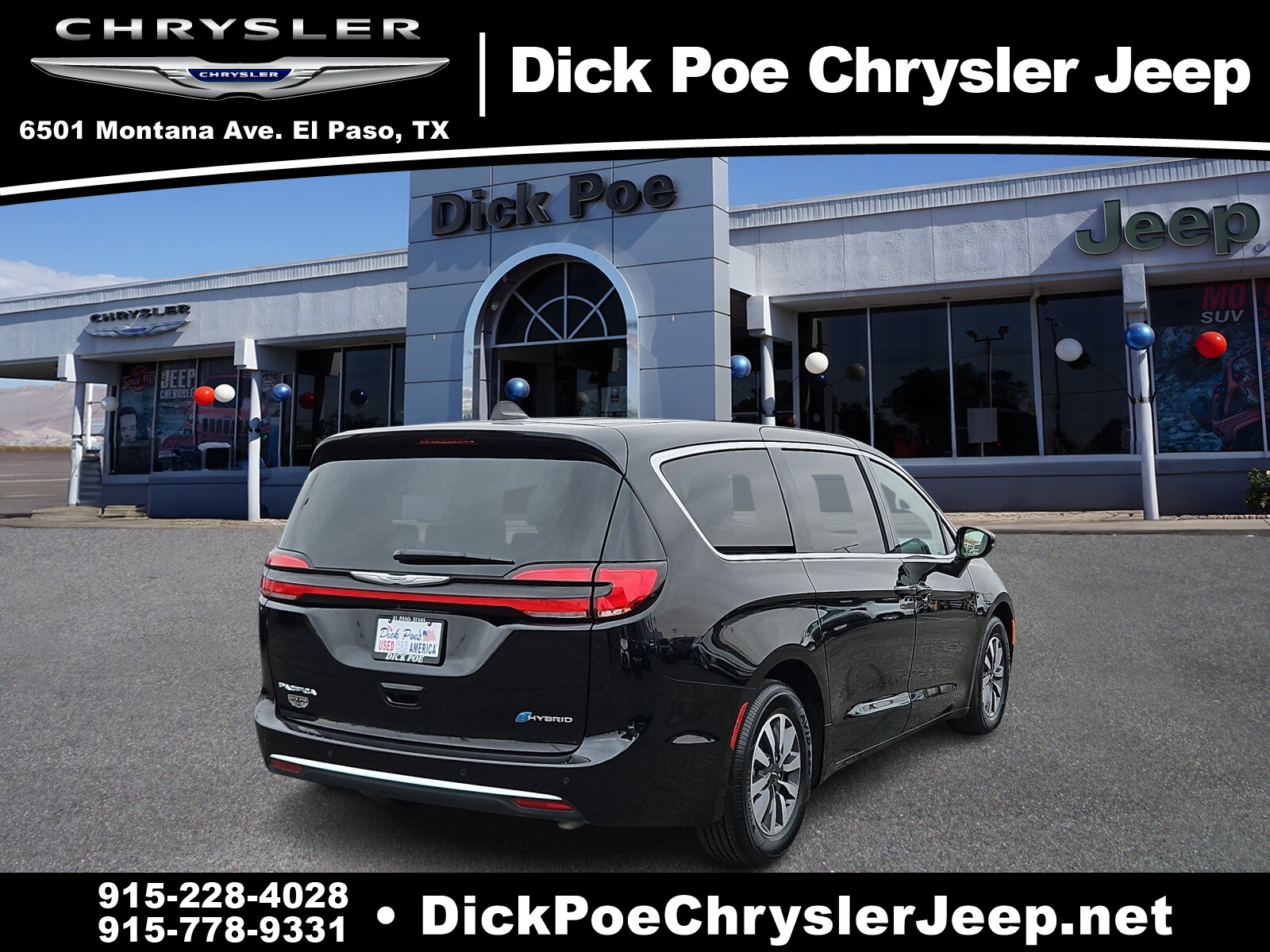 2024 Chrysler Pacifica Hybrid photo 4