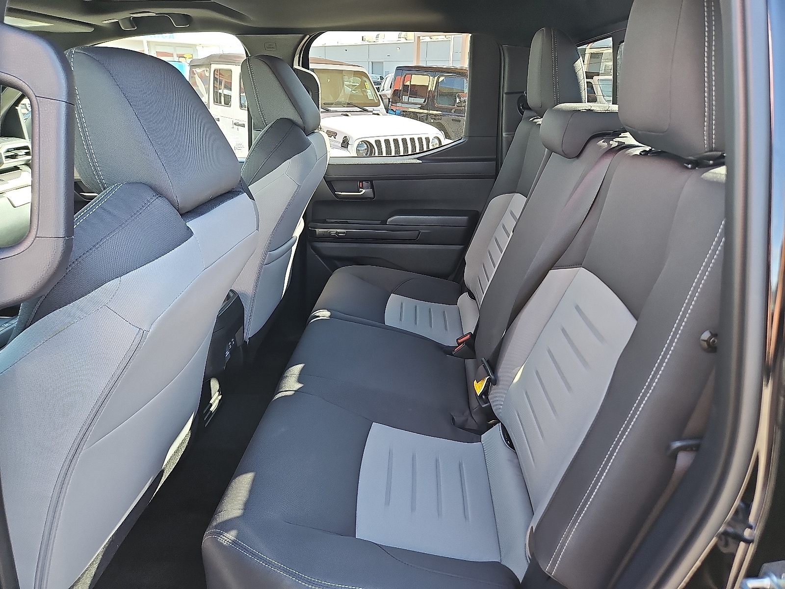 2025 Toyota Tacoma TRD Off Road - Photo 6