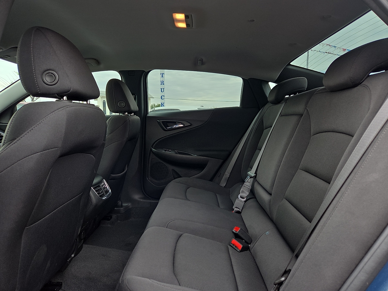 2024 Chevrolet Malibu 1LT - Photo 6