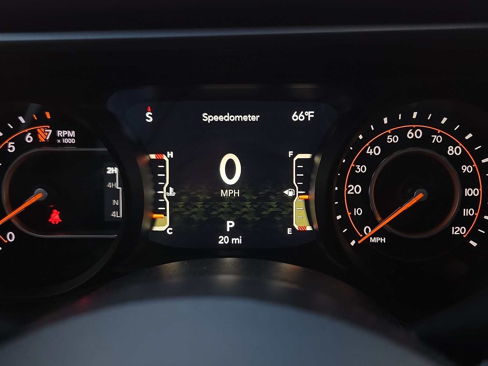 2025 Jeep Gladiator High Tide's photo