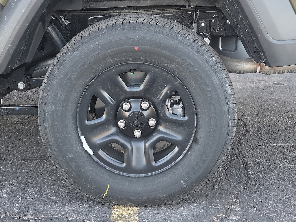 New 2026 Jeep Gladiator Sport Pickup