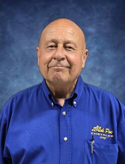 Staff member Luis Gonzalez from d8716ce9dec6