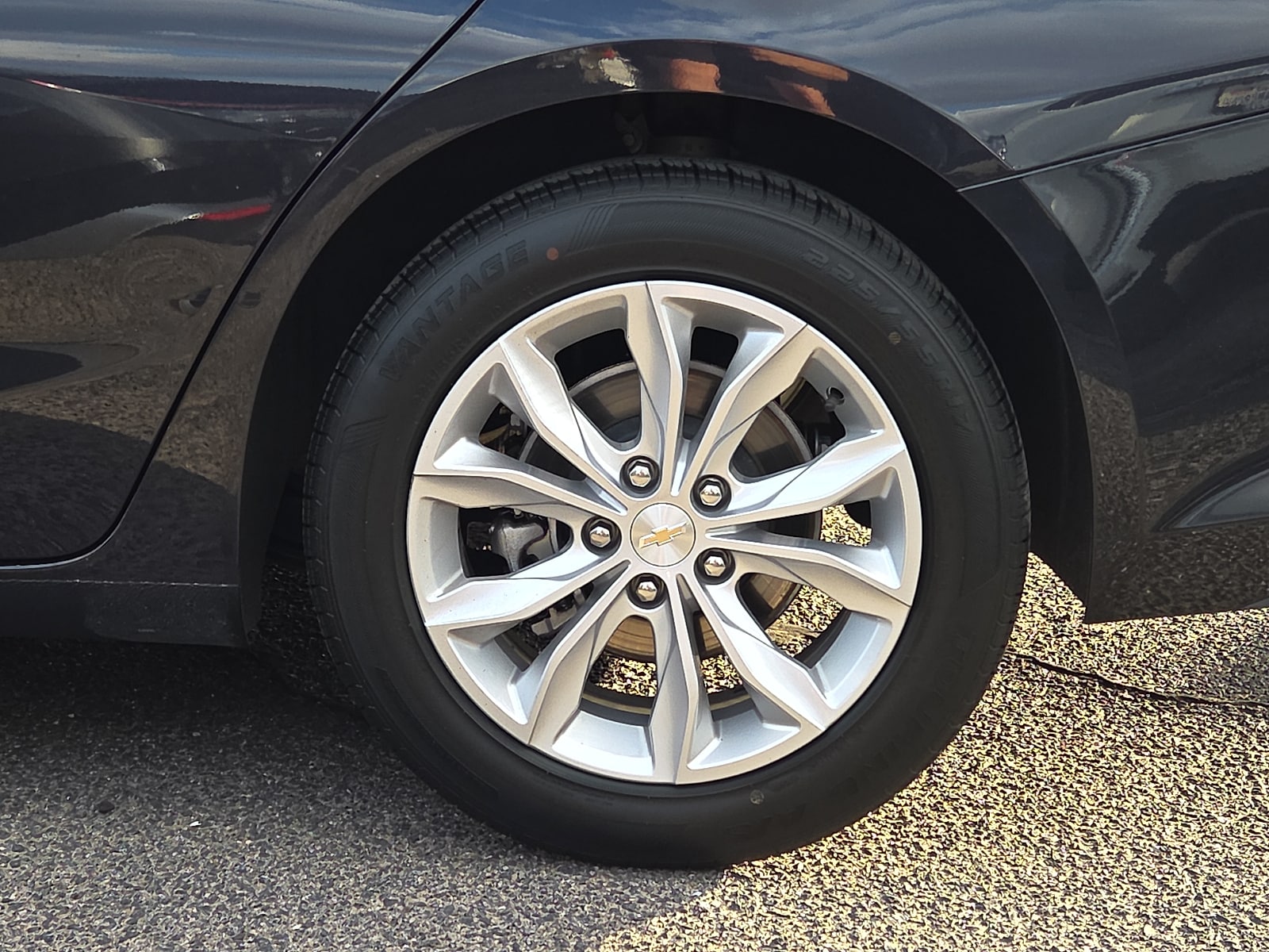 2023 Chevrolet Malibu 1LT - Photo 5