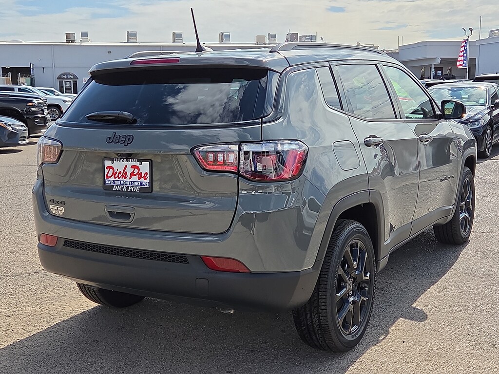 New 2026 Jeep Compass Latitude Sport Utility