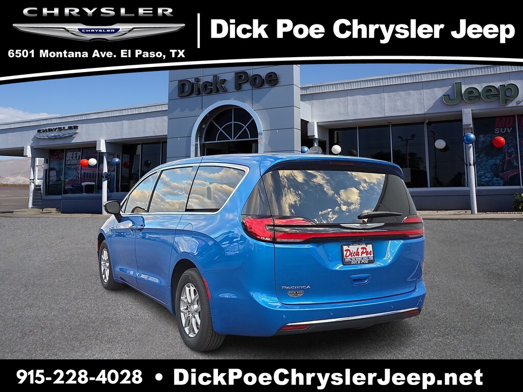 New 2026 Chrysler Pacifica Select Passenger Van