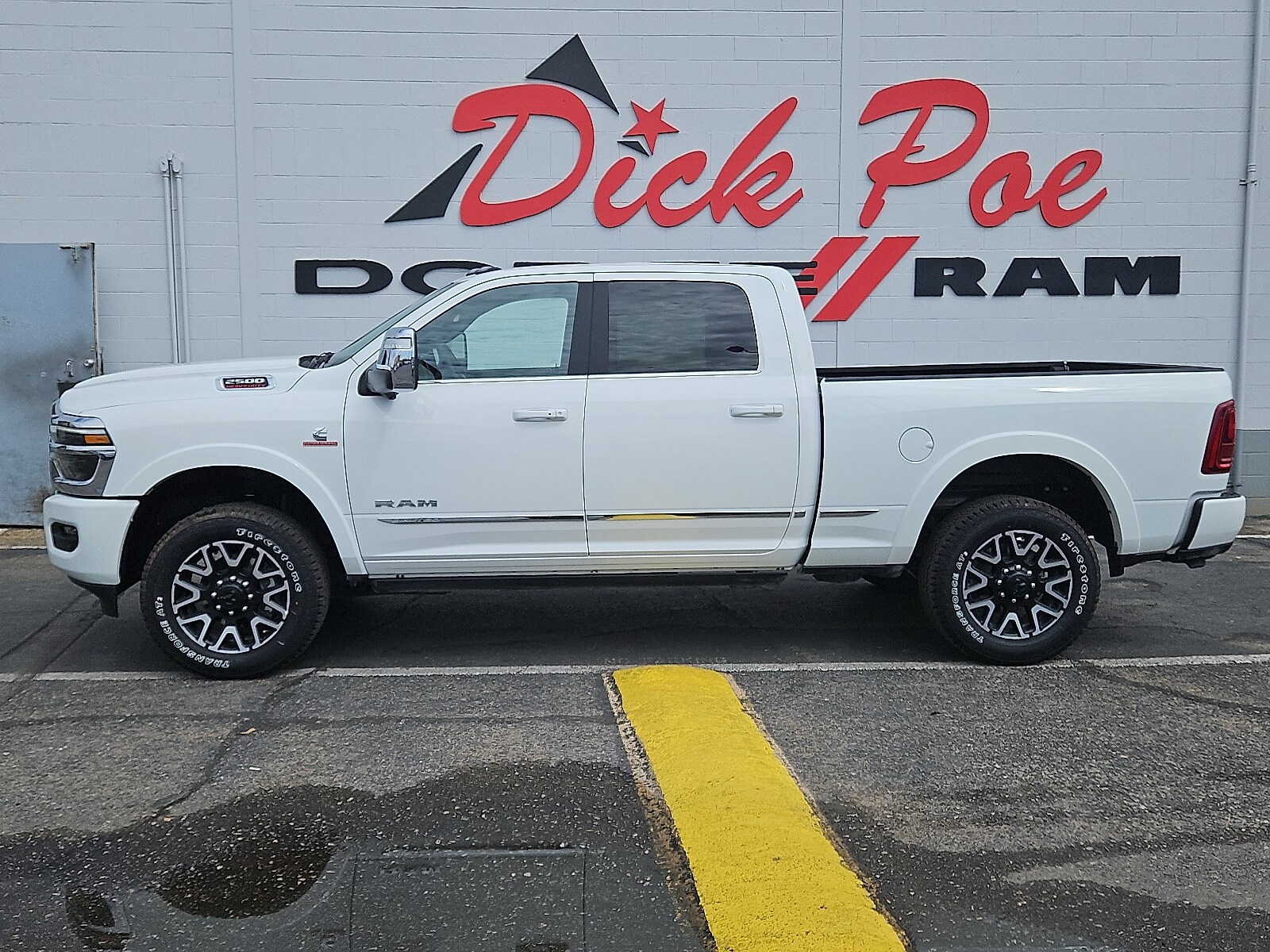 2025 Ram 2500 Limited photo 2