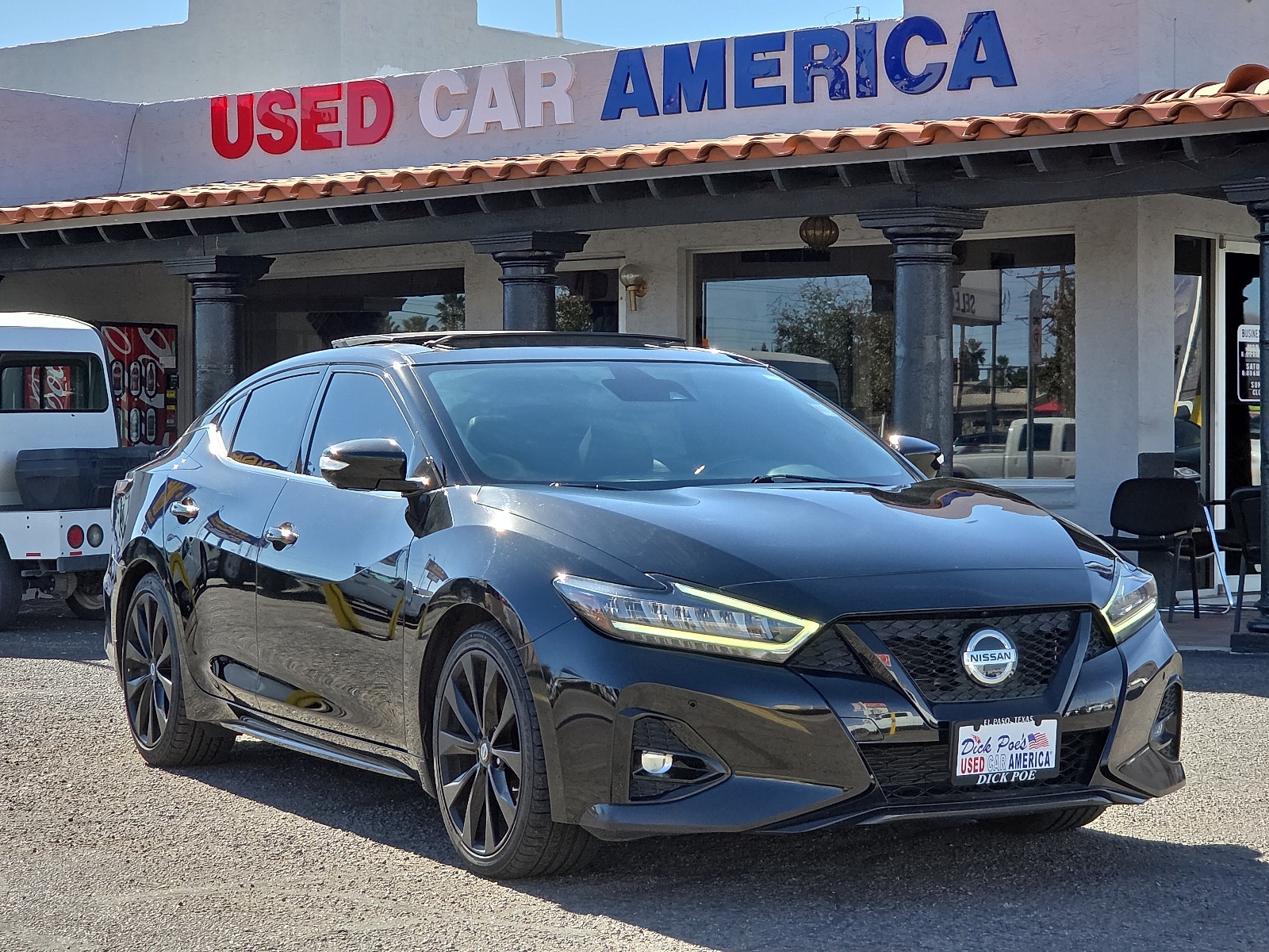 2022 Nissan Maxima SR