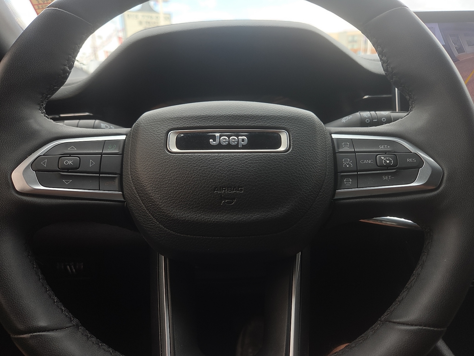2023 Jeep Compass (RED) Edition - Photo 12