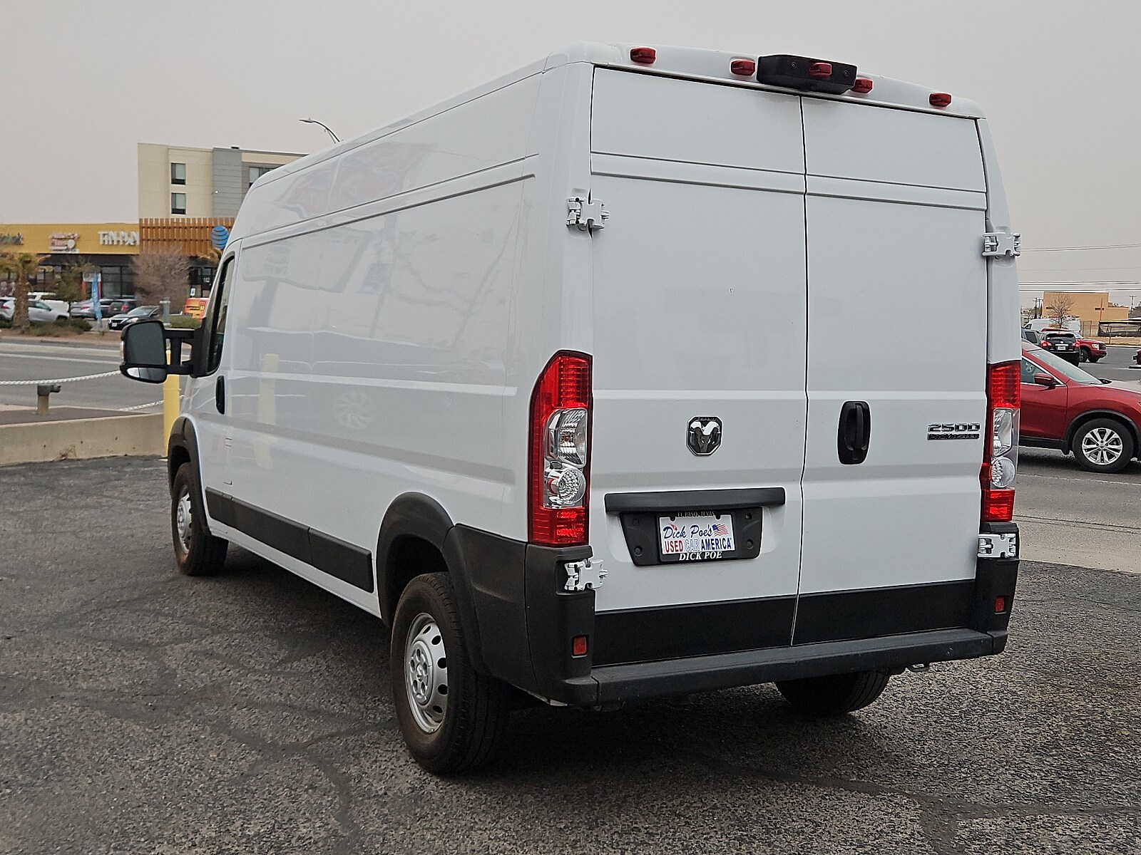 2023 Ram ProMaster 2500 Cargo Van photo 3