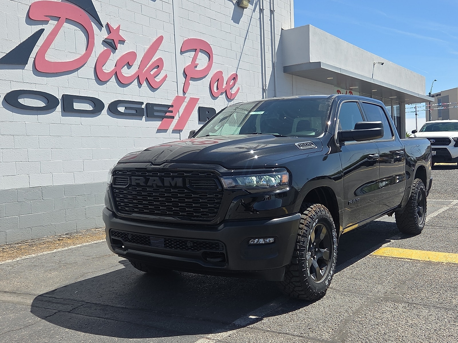 2026 RAM 1500 Warlock 4x4 Crew Cab 5'7's photo