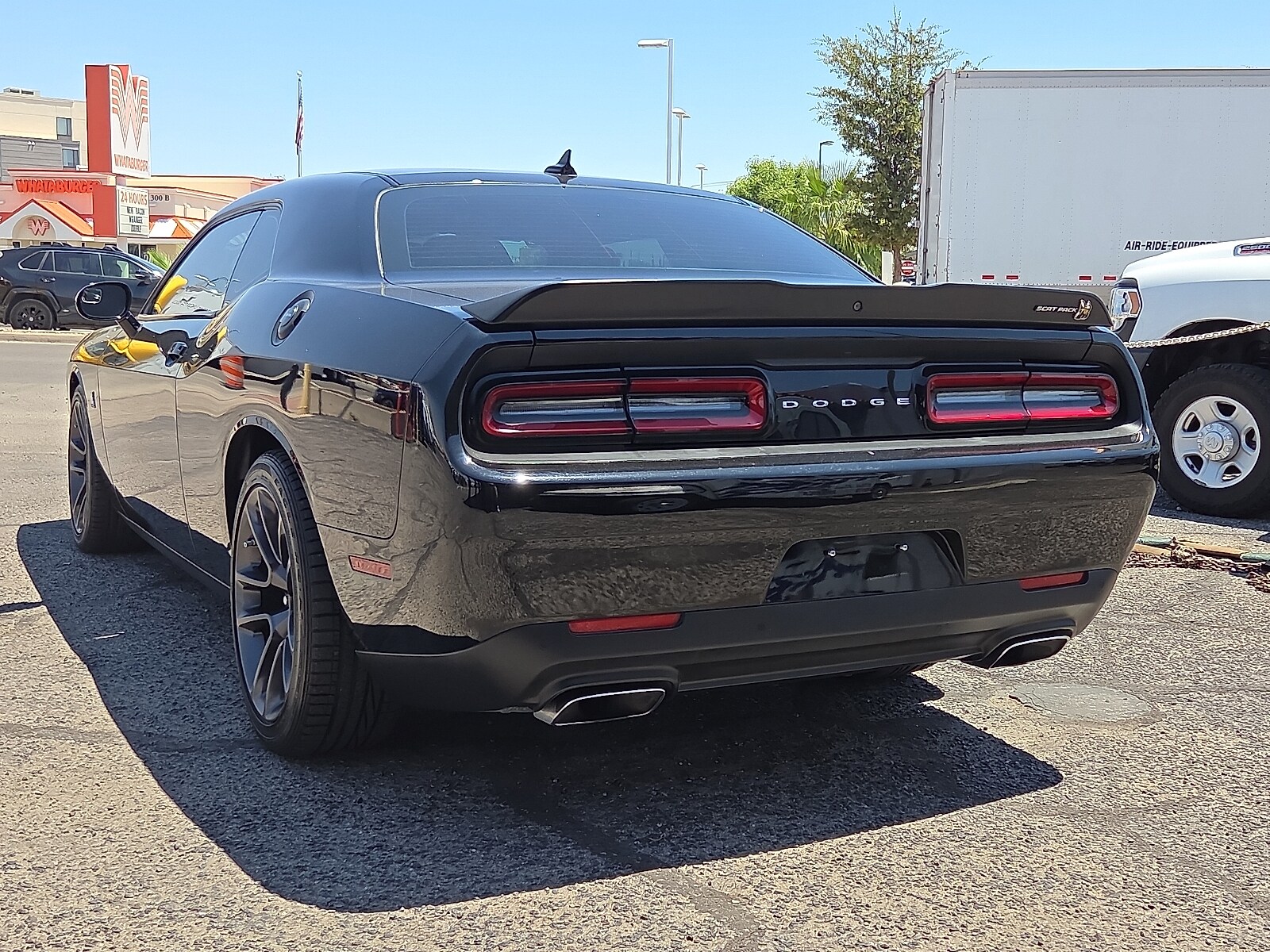 2022 Dodge Challenger R/T Scat Pack photo 4