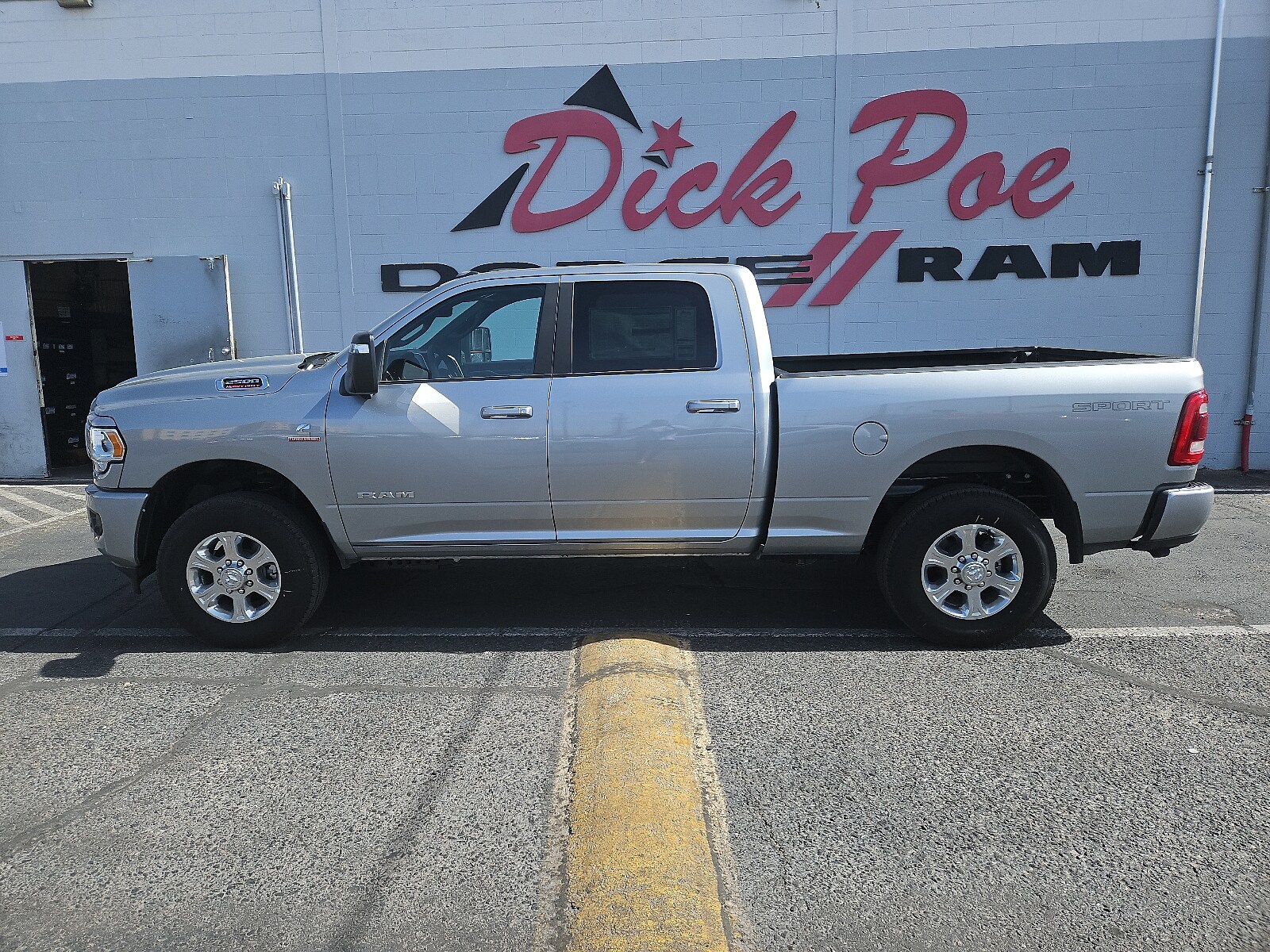 2024 Ram 2500 Lone Star photo 2