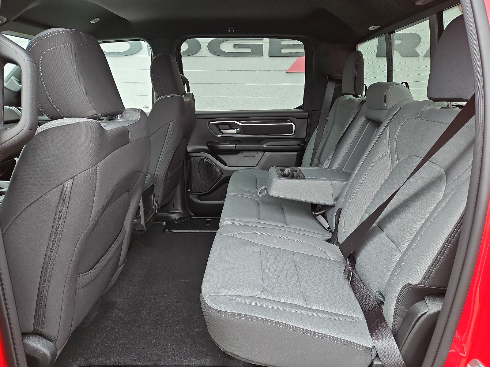 2025 Ram 1500 Lone Star photo 4
