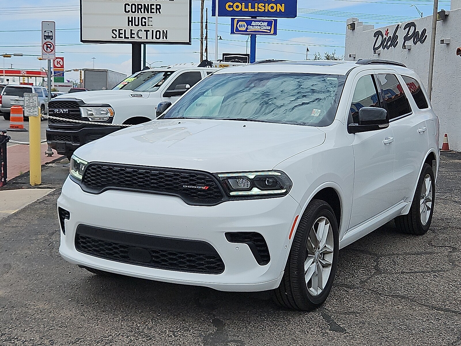 2025 Dodge Durango GT Plus photo 2
