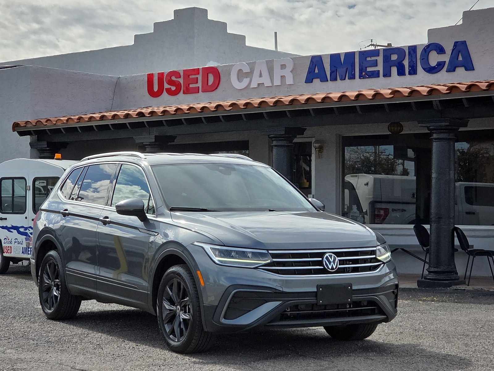 2024 Volkswagen Tiguan SE