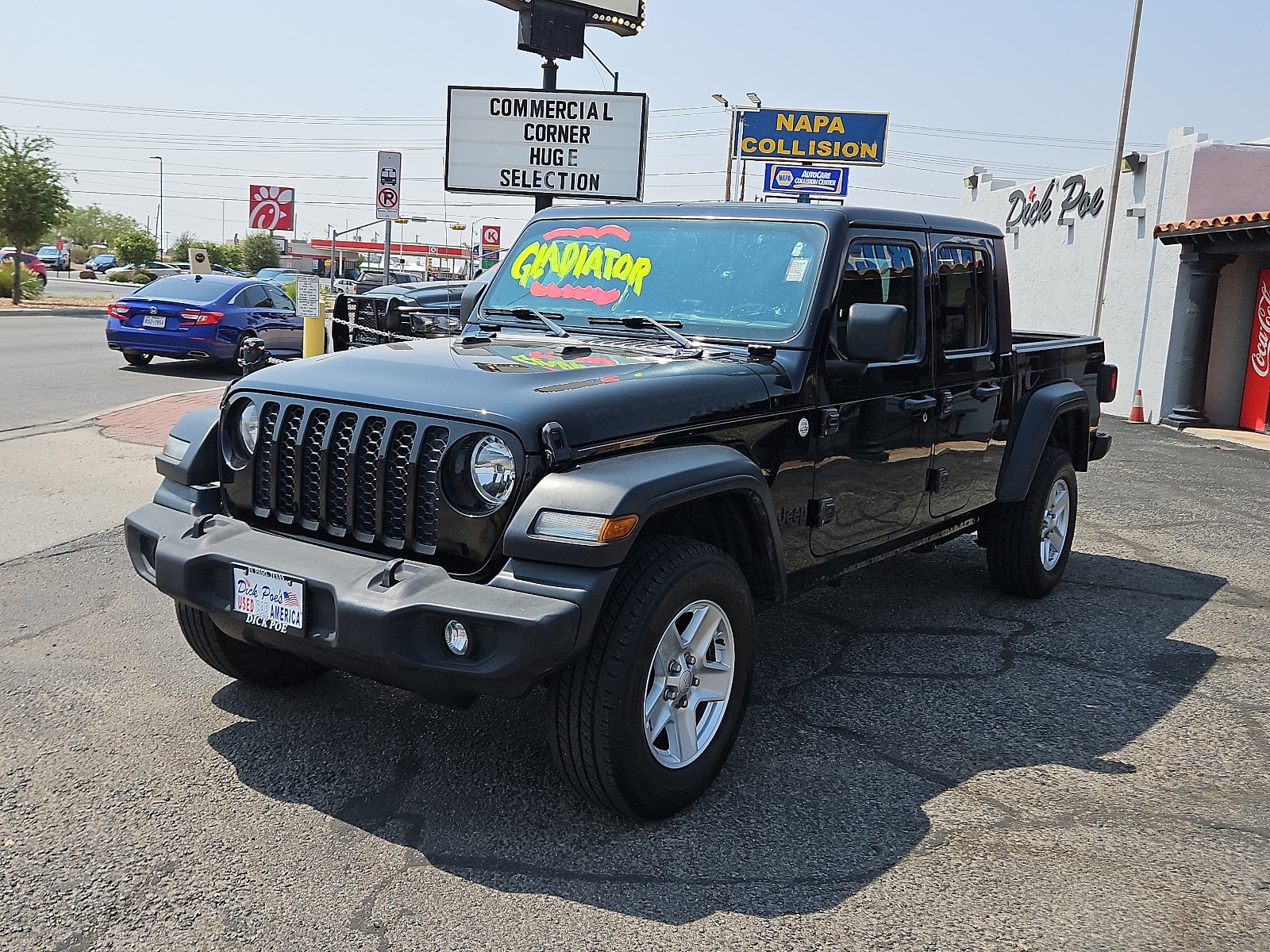 Used 2020 Jeep Gladiator Sport S with VIN 1C6HJTAG2LL160582 for sale in El Paso, TX