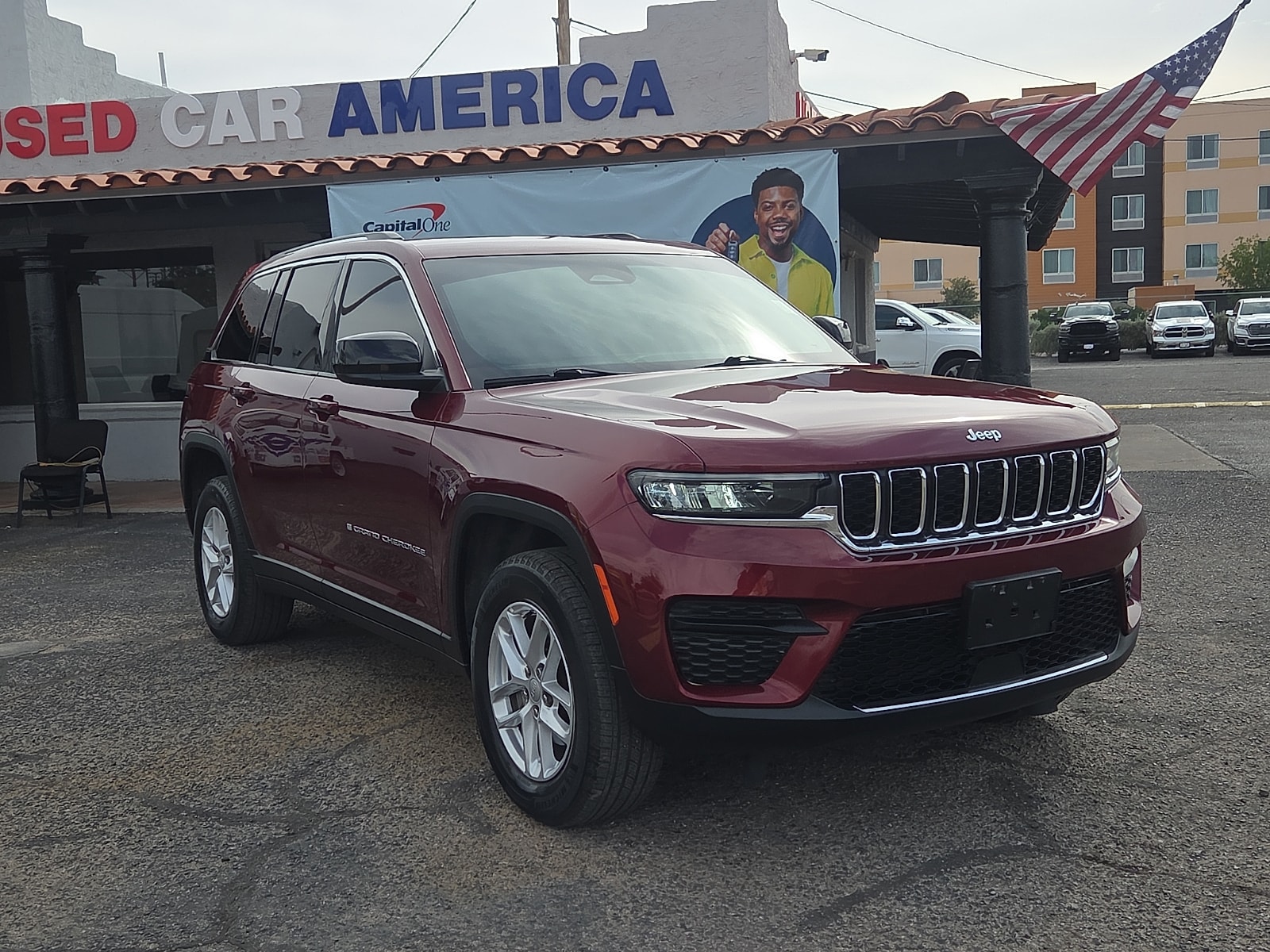 2024 Jeep Grand Cherokee Laredo X 4x4's photo