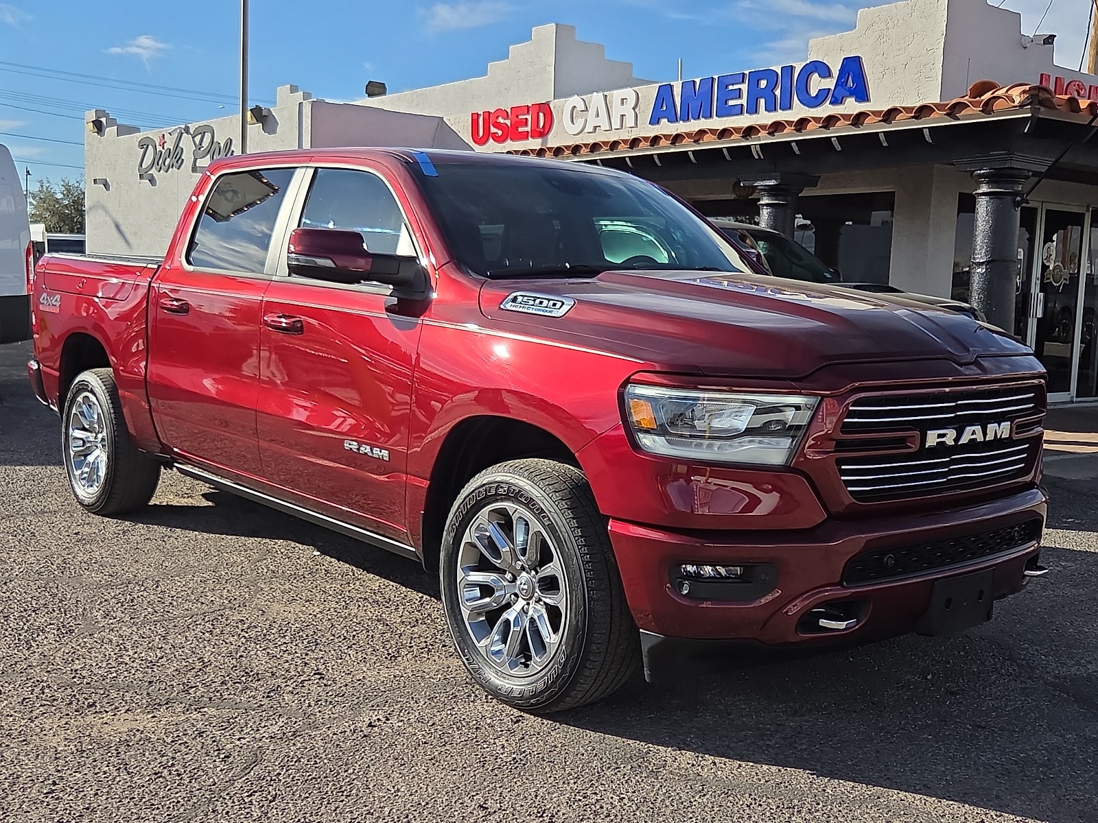 2024 RAM Ram 1500 Pickup Laramie's photo