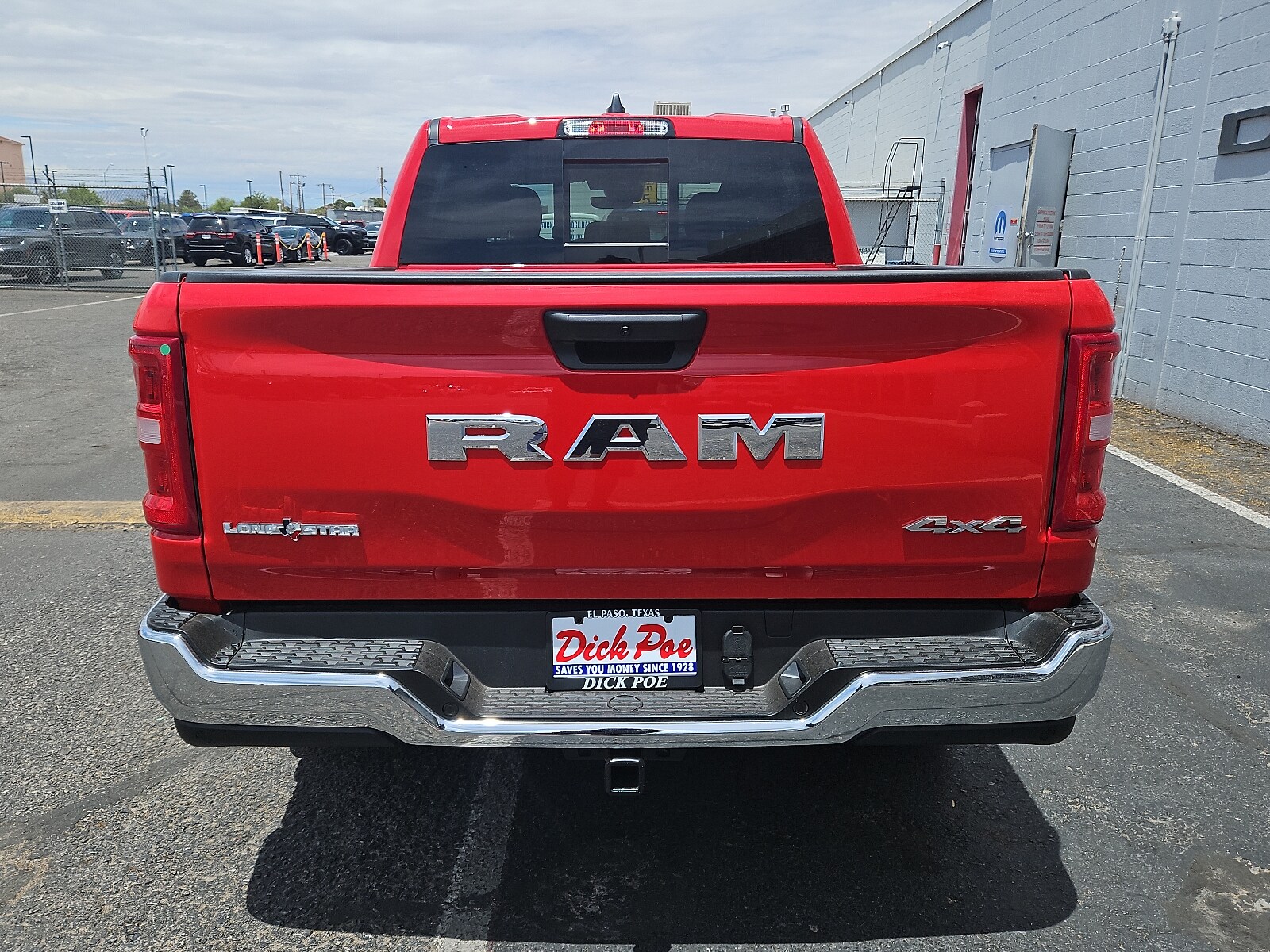 2025 Ram 1500 Lone Star photo 3