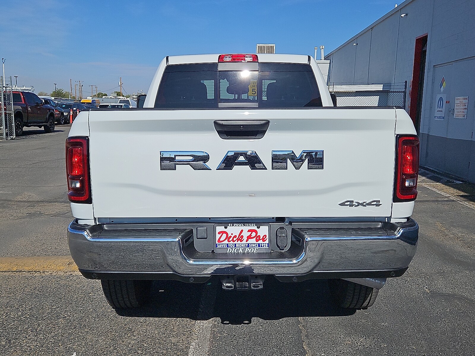 2025 Ram 2500 Tradesman photo 3