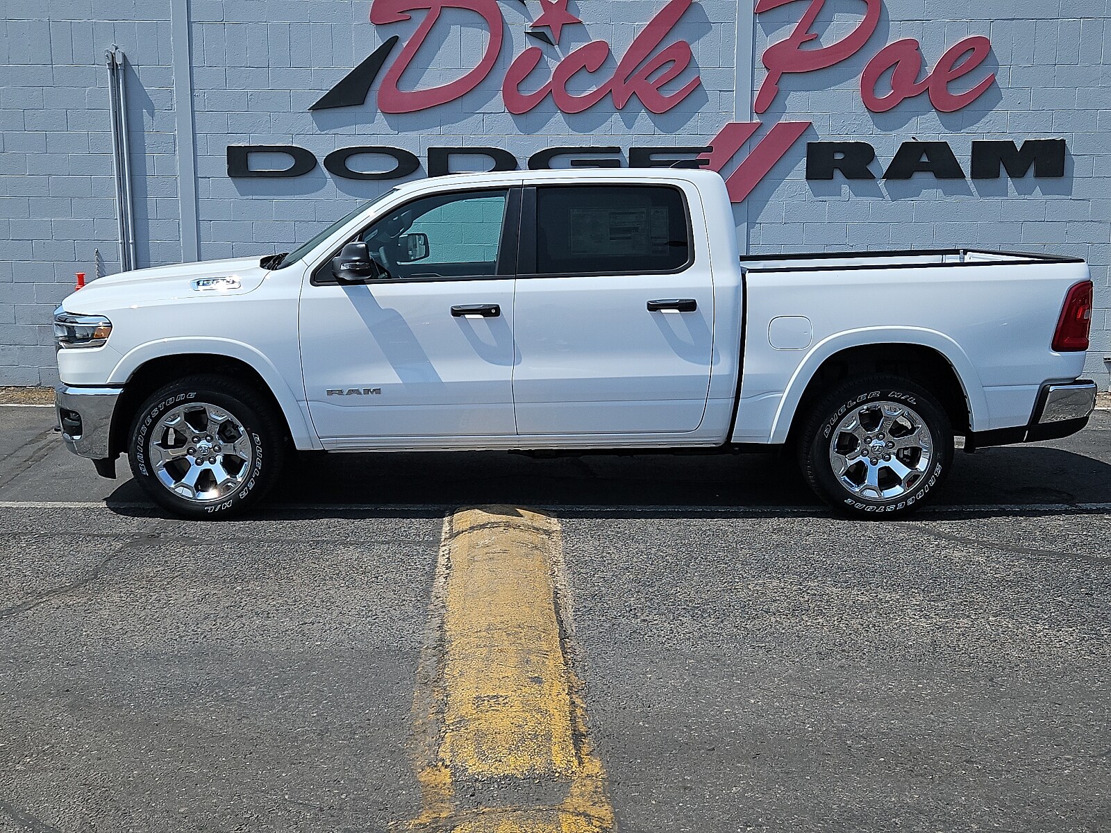 2025 Ram 1500 Lone Star photo 2
