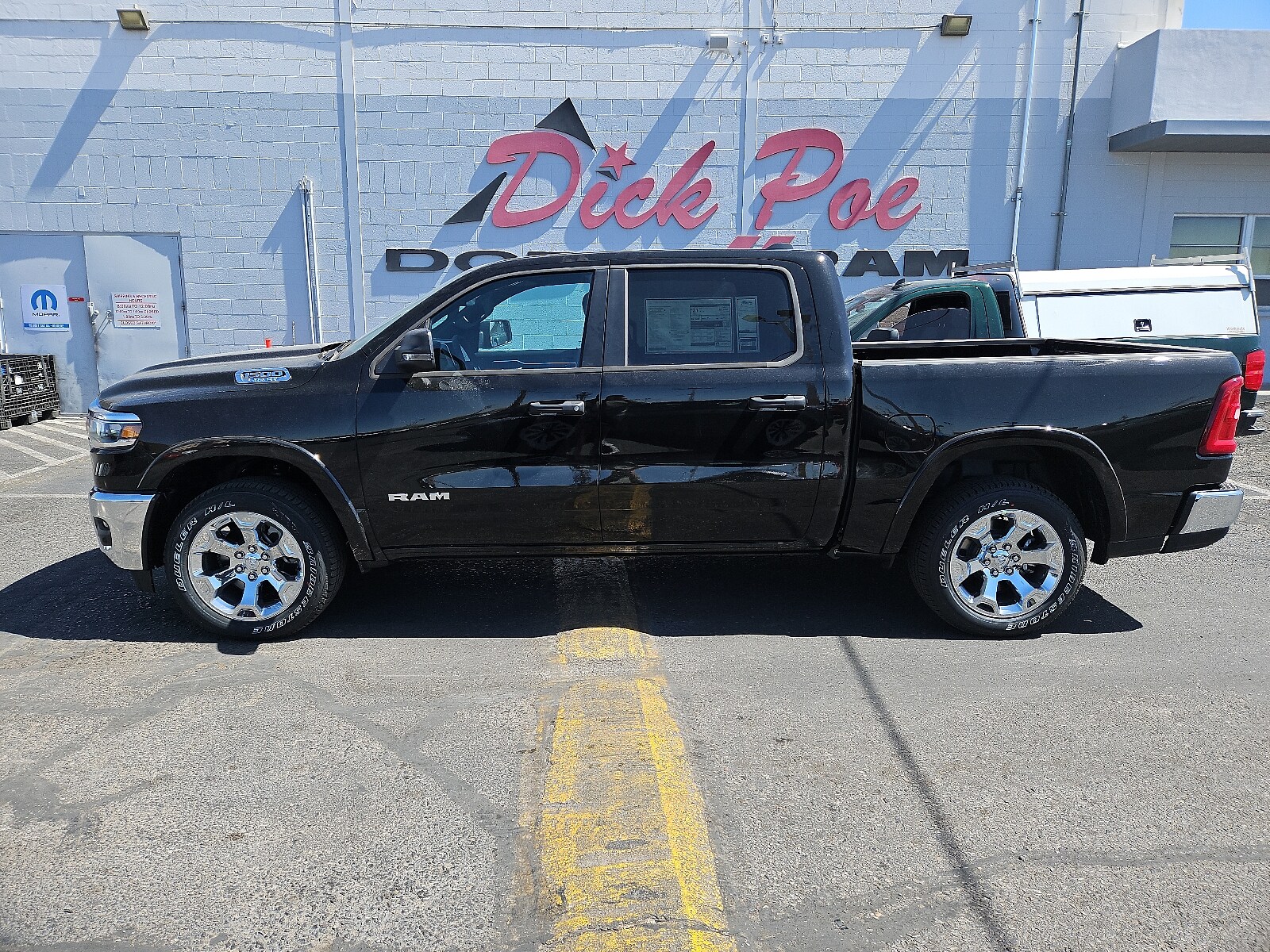 2025 Ram 1500 Lone Star photo 2
