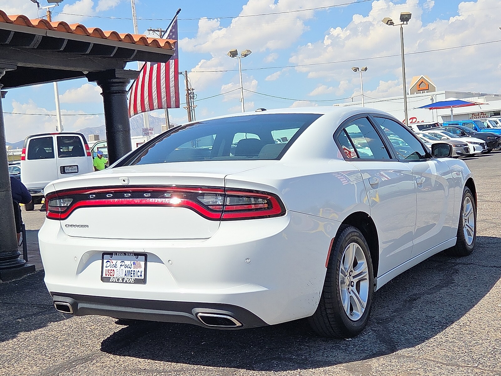 2022 Dodge Charger SXT photo 4
