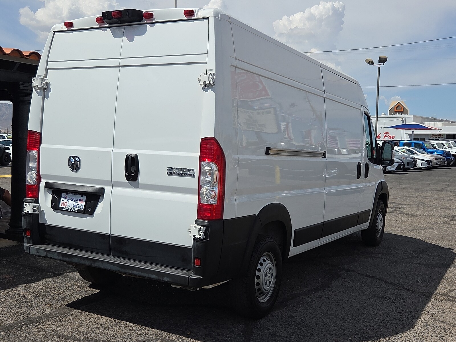 2025 Ram ProMaster 2500 photo 4
