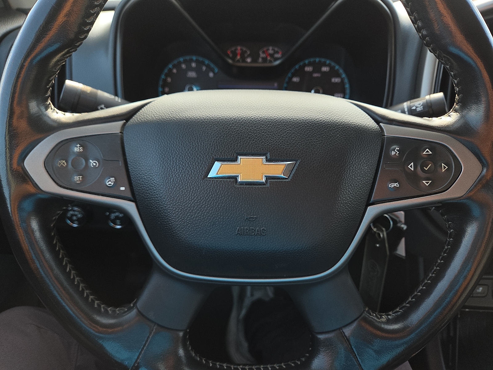 2021 Chevrolet Colorado Z71 - Photo 19