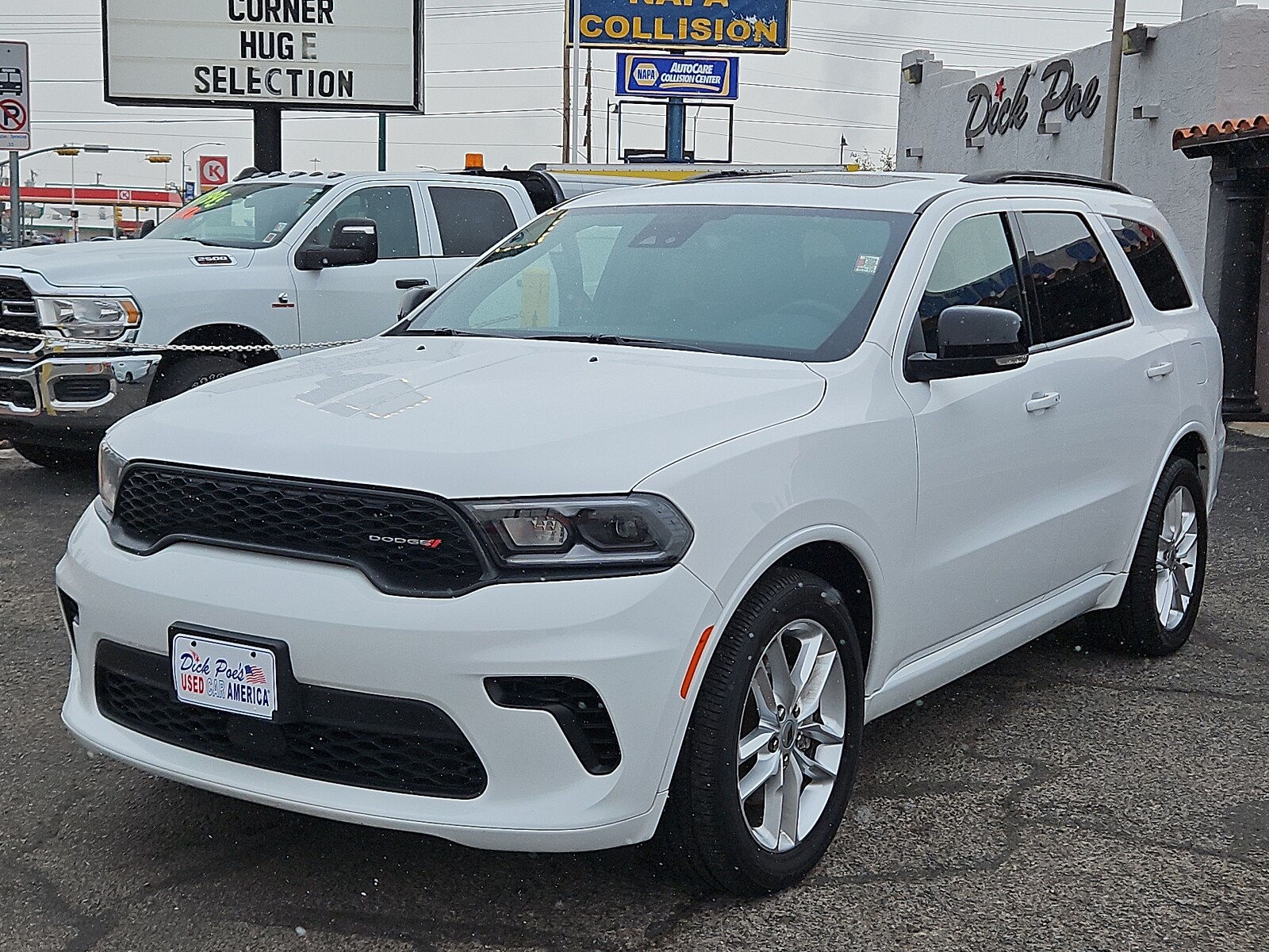 2024 Dodge Durango GT Plus photo 2
