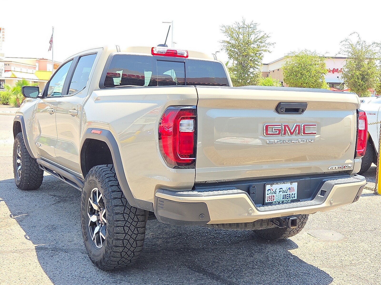 2023 Gmc Canyon AT4X photo 3