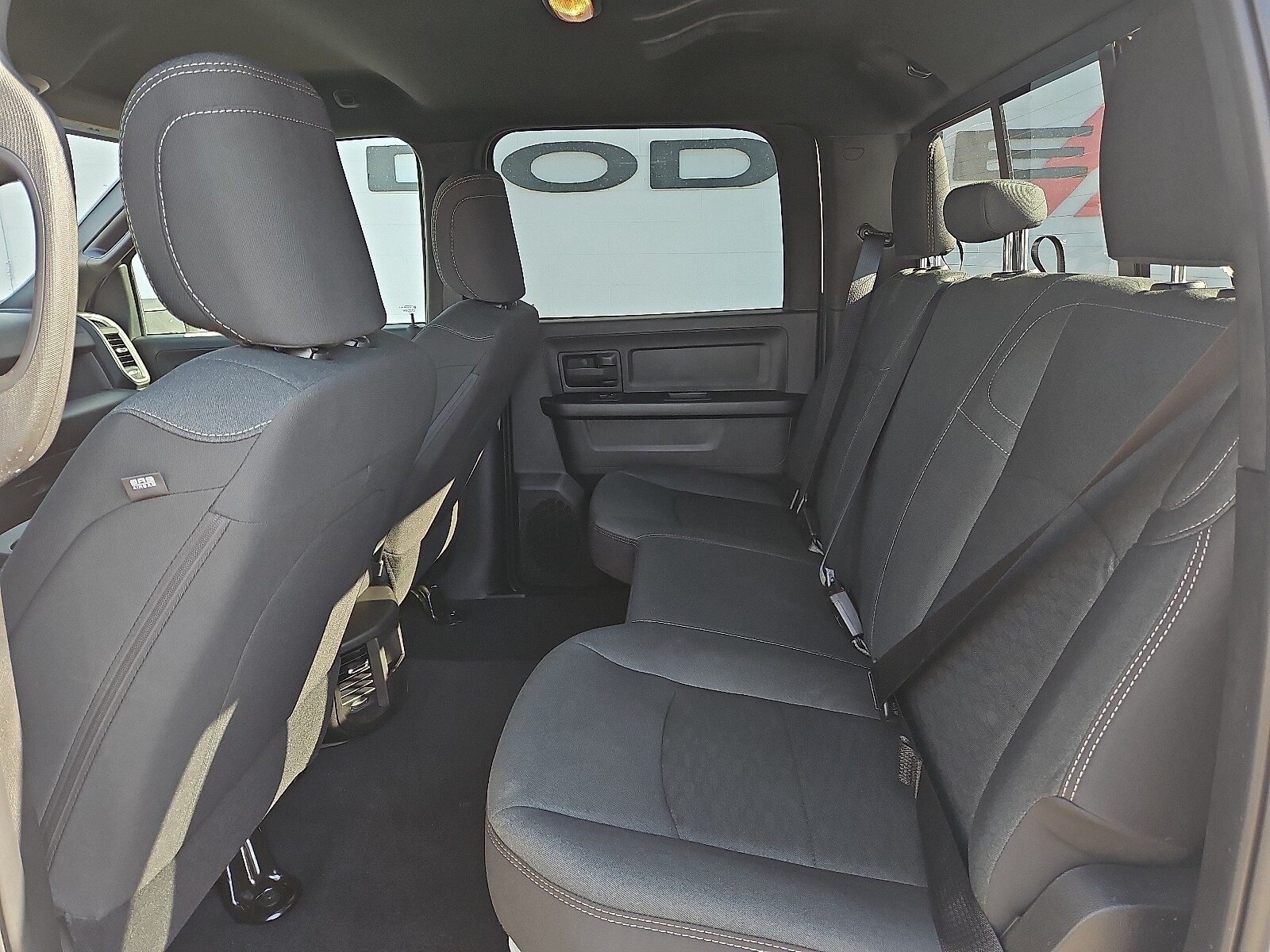 2025 Ram 2500 Tradesman photo 4