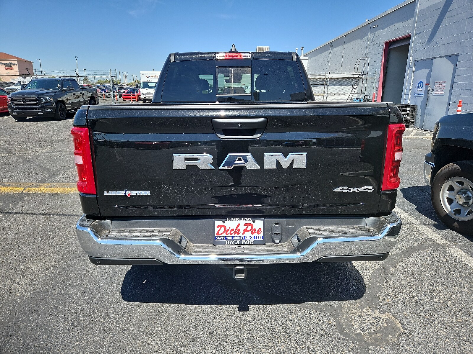 2025 Ram 1500 Lone Star photo 3