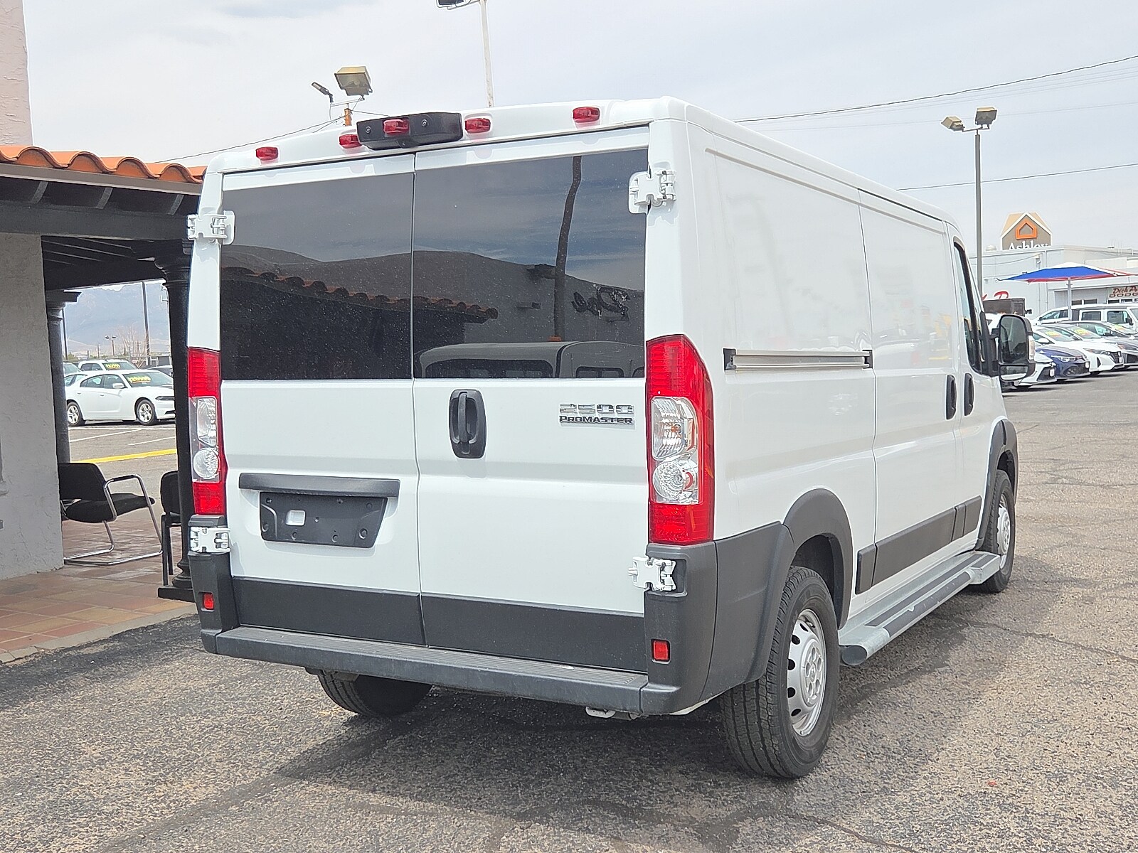 2023 Ram ProMaster 2500 Cargo Van photo 4