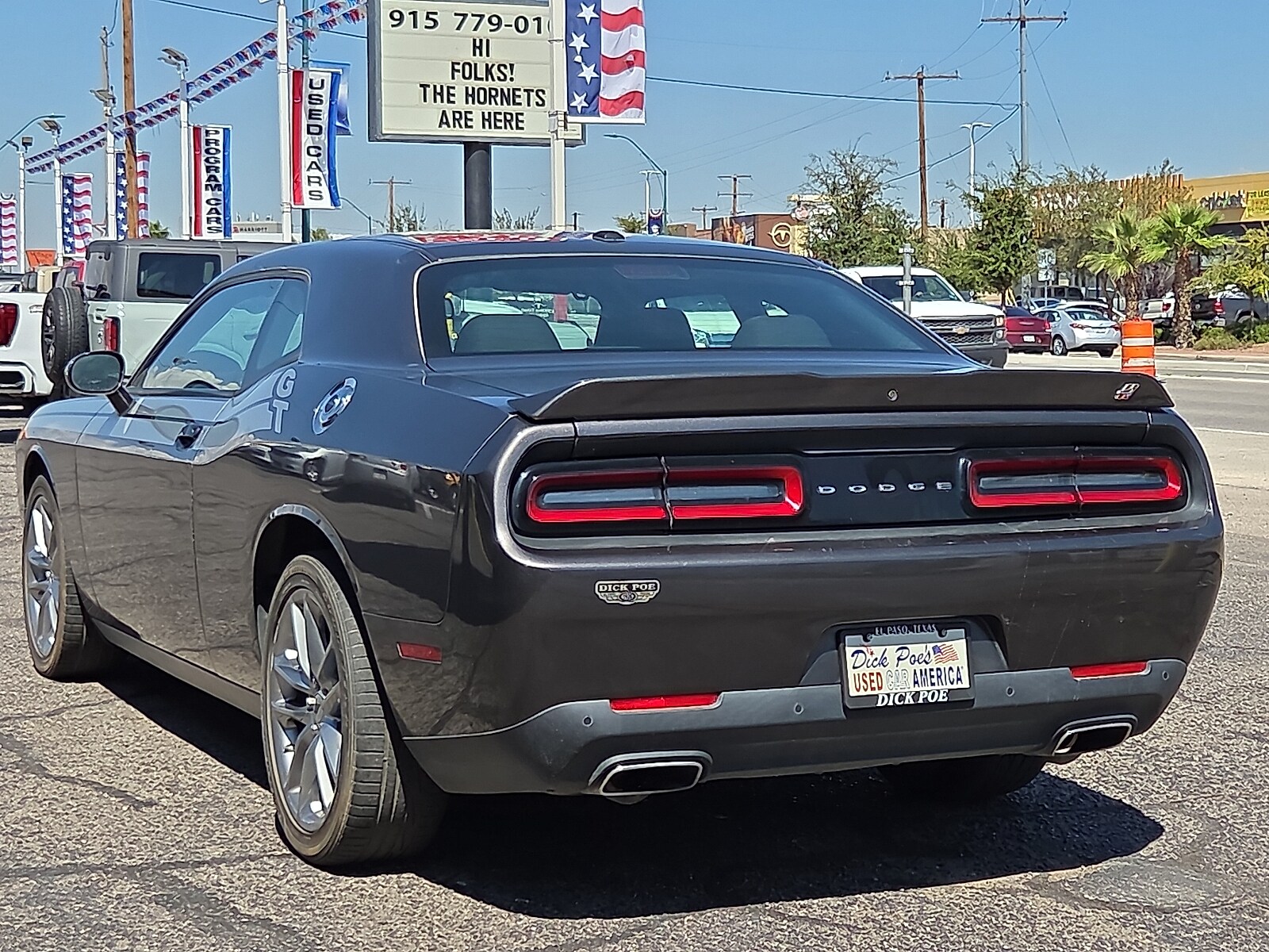 2022 Dodge Challenger GT AWD photo 2