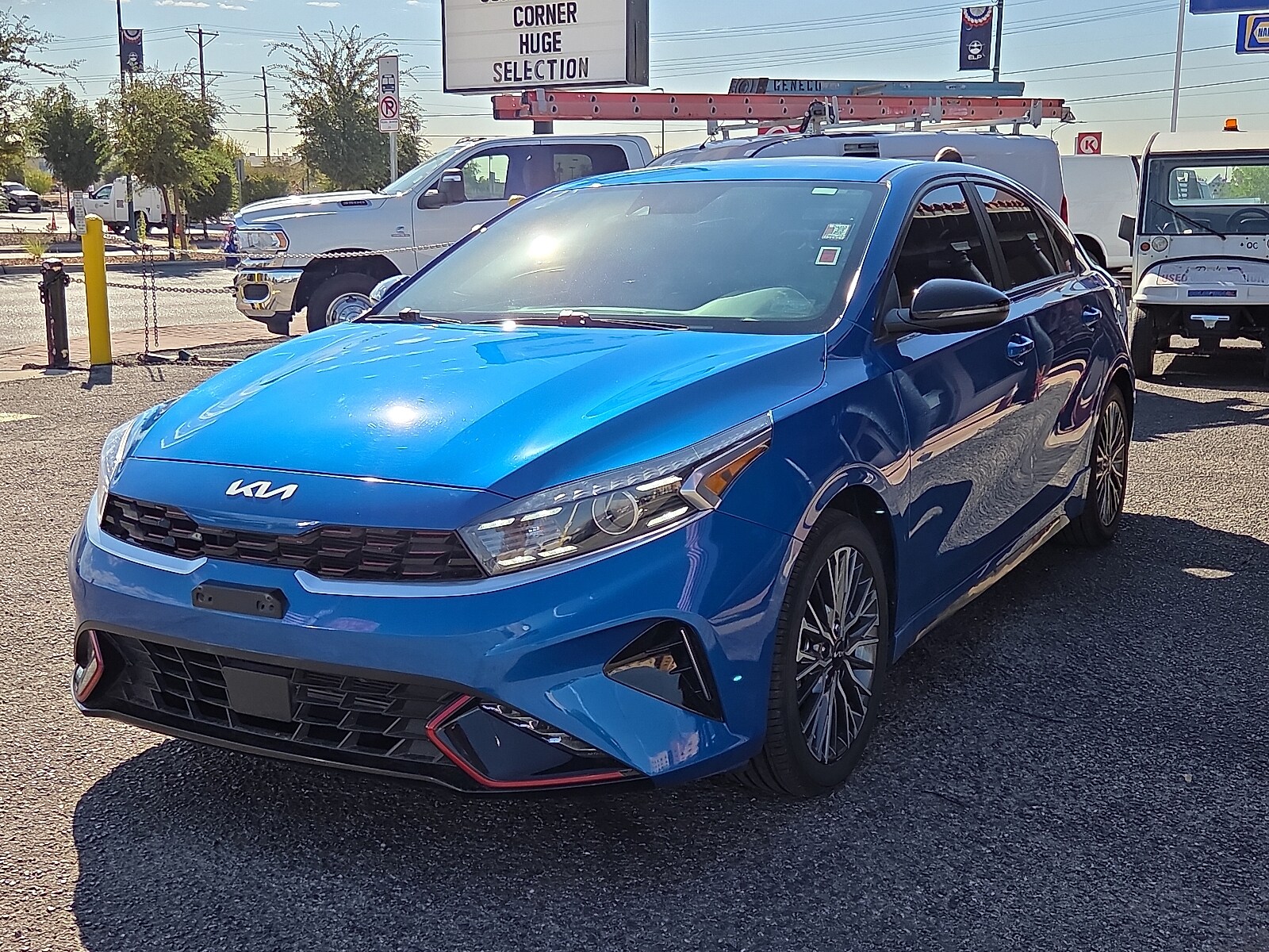 2024 Kia Forte GT-Line photo 2