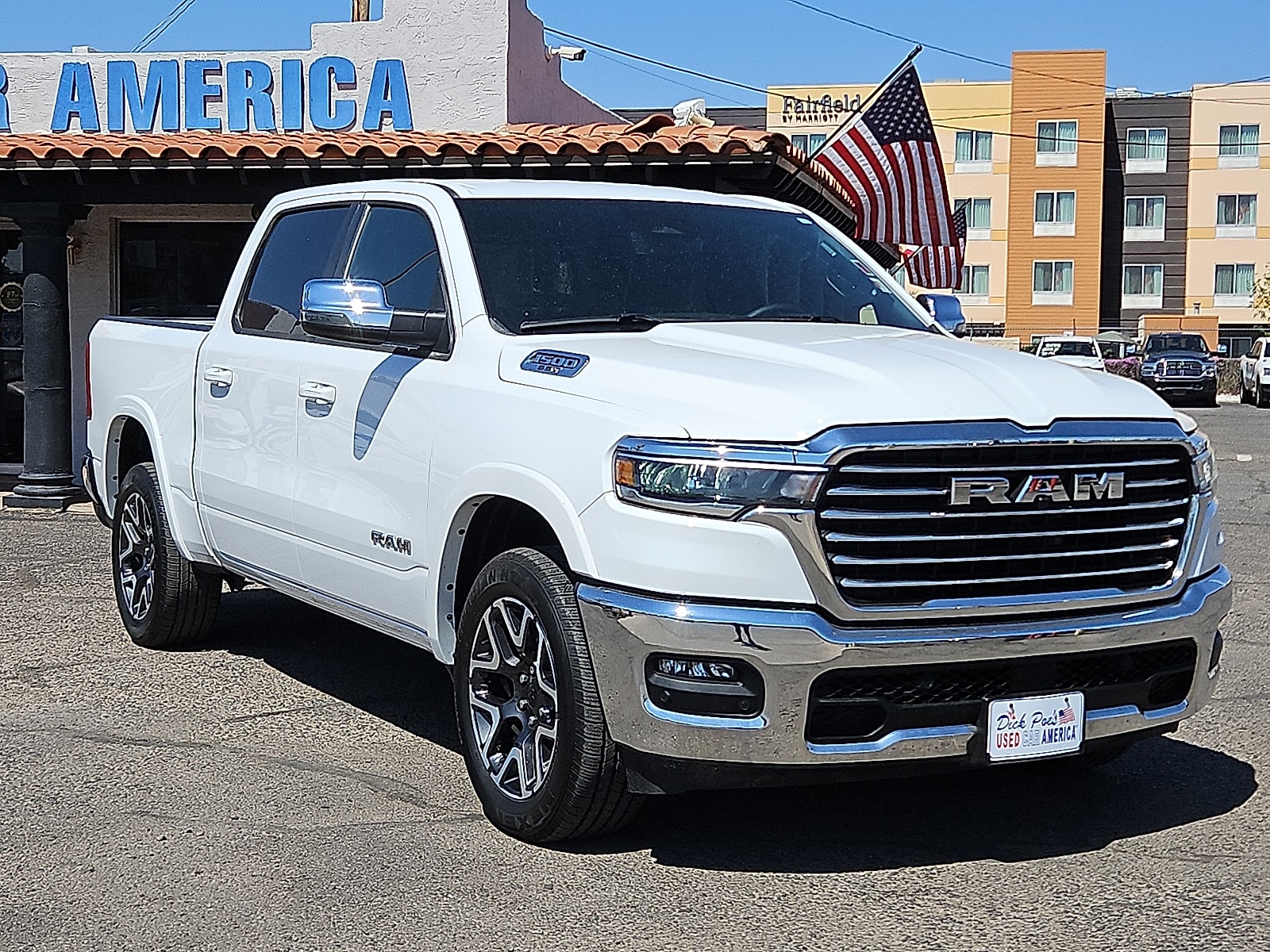 2025 RAM Ram 1500 Pickup Laramie's photo