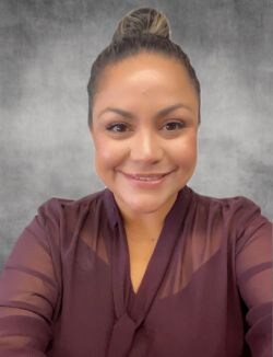 Staff member Emely Banos from 4218fc375245