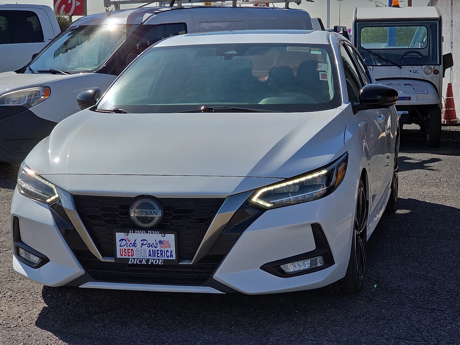 2020 Nissan Sentra SR photo 2