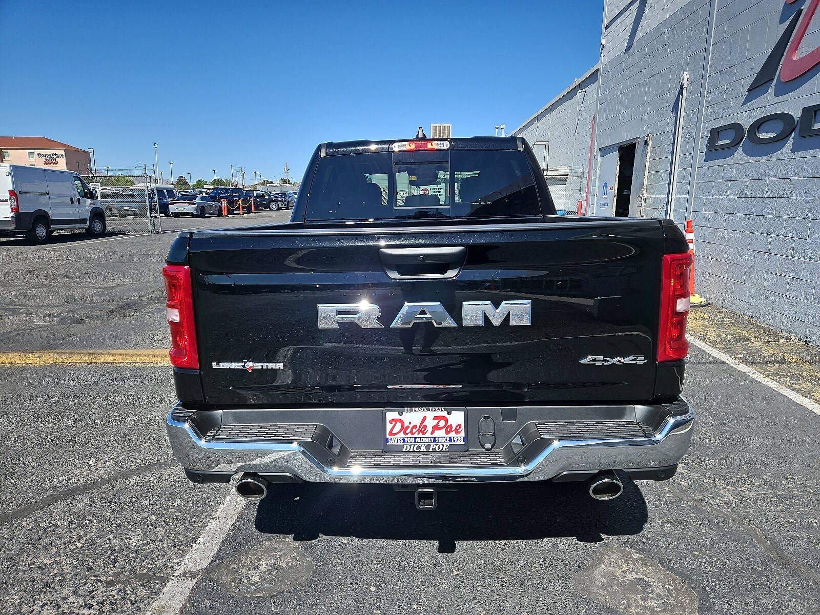 2025 Ram 1500 Lone Star photo 3