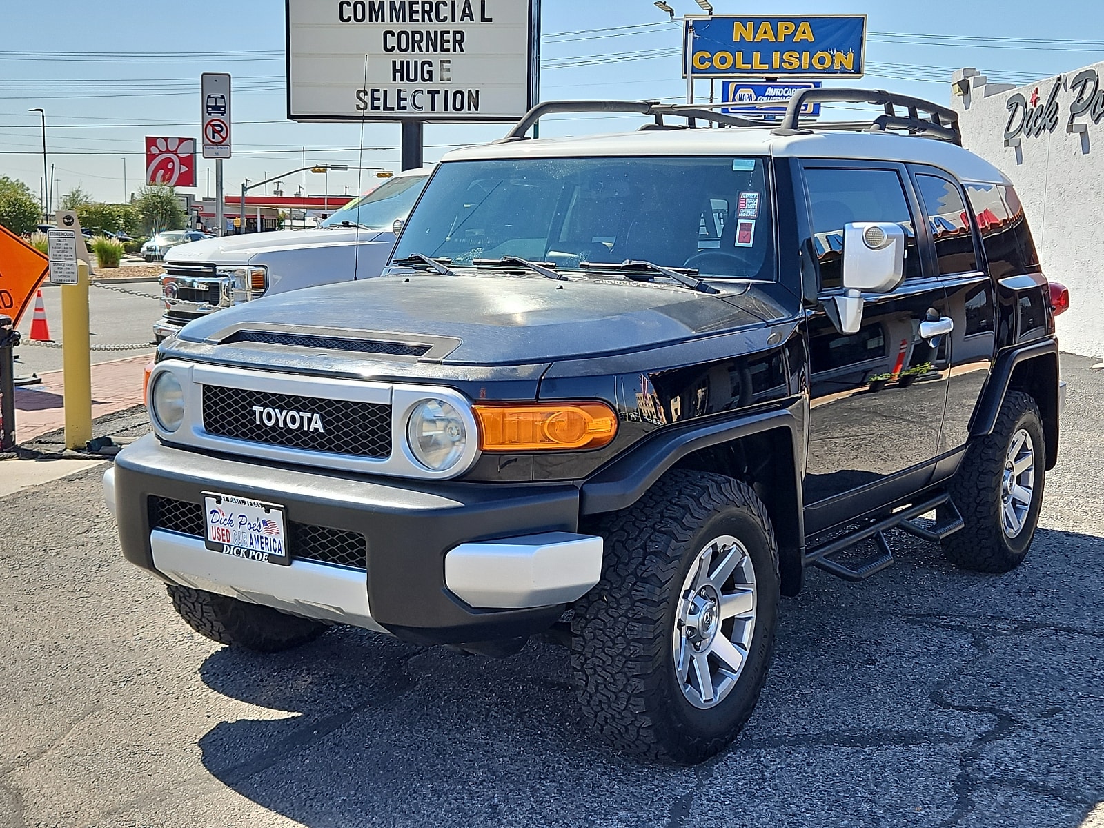 Used 2014 Toyota FJ Cruiser Base with VIN JTEBU4BF1EK199251 for sale in El Paso, TX