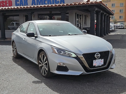 2021 Nissan Altima SR FWD Car