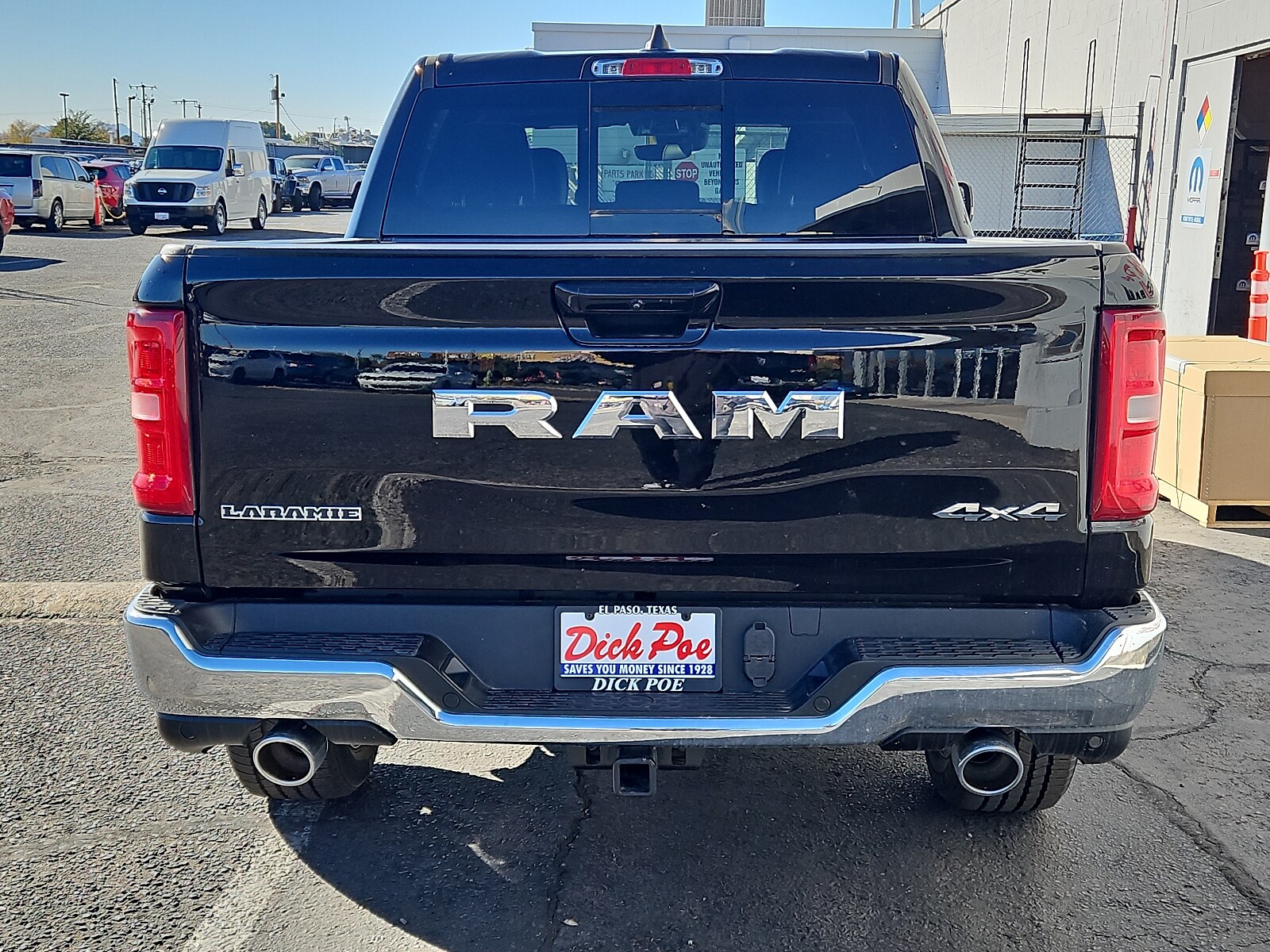 2025 Ram 1500 Laramie photo 3