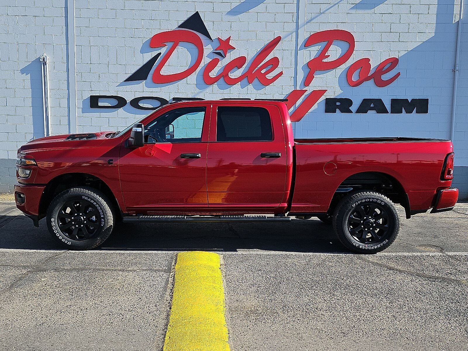 2026 Ram 2500 Tradesman photo 2