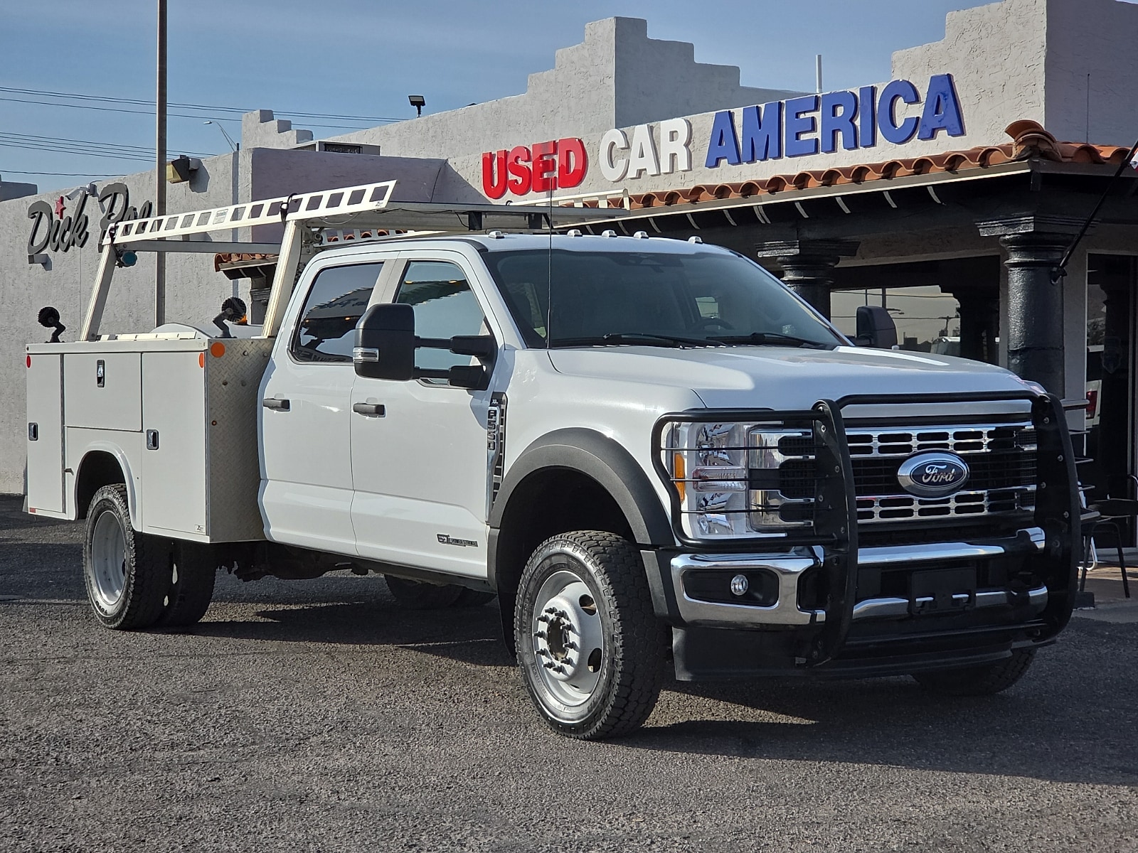 2023 Ford F-550 Super Duty Chassis Cab XL